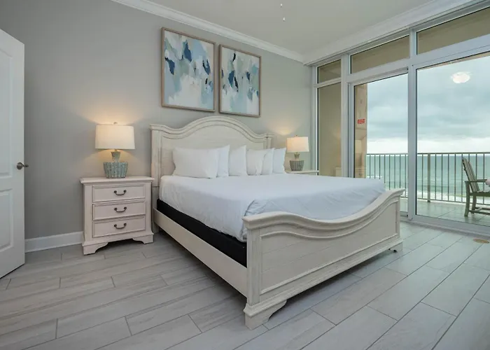 Phoenix Gulf Towers 507 Apartment *