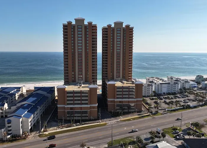 Phoenix Gulf Towers 507 Apartment